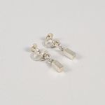 1750 2030 Örhängen